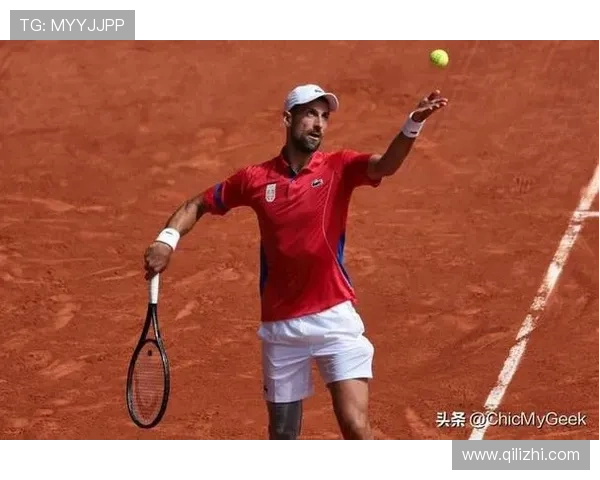 德约科维奇逆转晋级上海大师赛四强再度展现传奇球王不屈意志