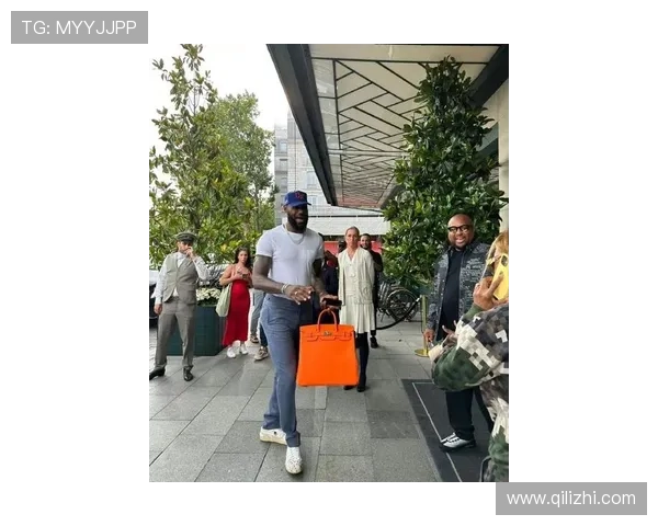 詹姆斯与安东尼共同出席慈善活动 展示老友深厚情谊并为社区贡献