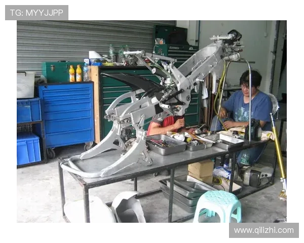 顶级摩托车锦标赛新赛季新闻焦点解析冠军争夺与车队动态升温